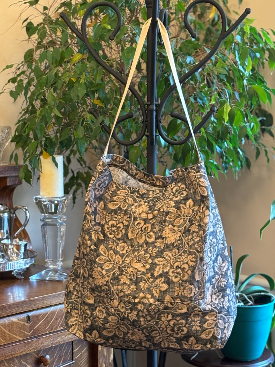 Tote Bag - Black and Tan Flower Large